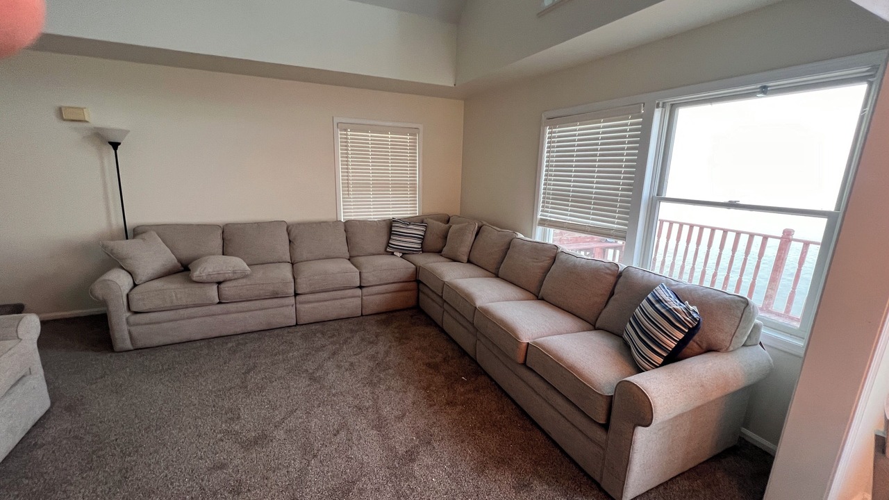 Photo of Livingroom in Oak Harbor