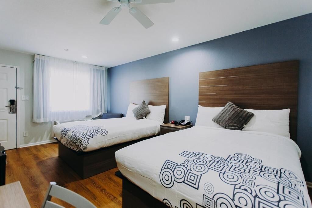 Photo of Bedroom in Clear Lake Shores