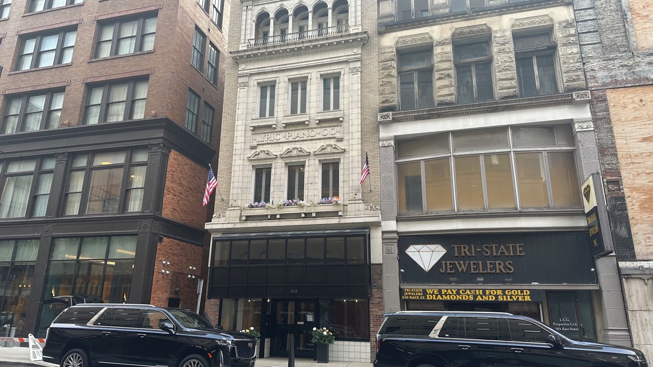 Photo of Others in Downtown Cincinnati