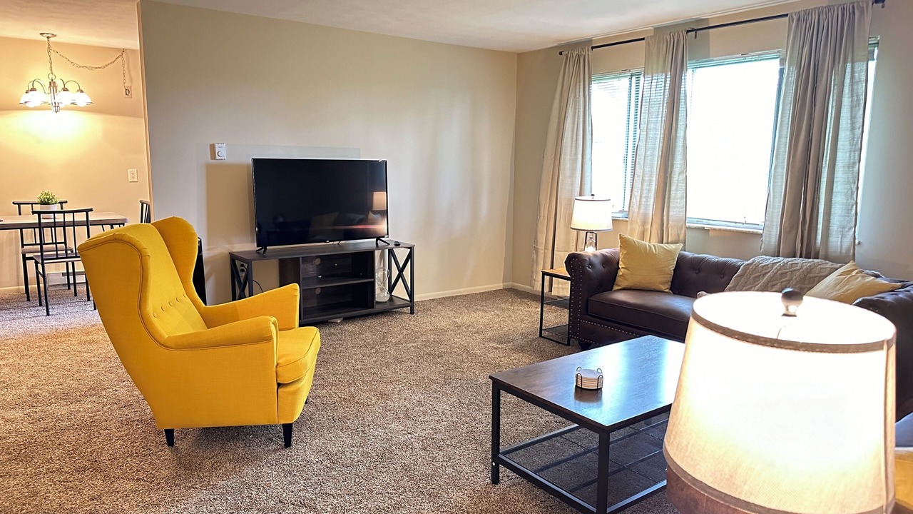 Photo of Livingroom in Massillon