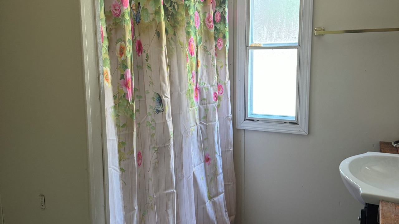 Photo of Bathroom in Manning