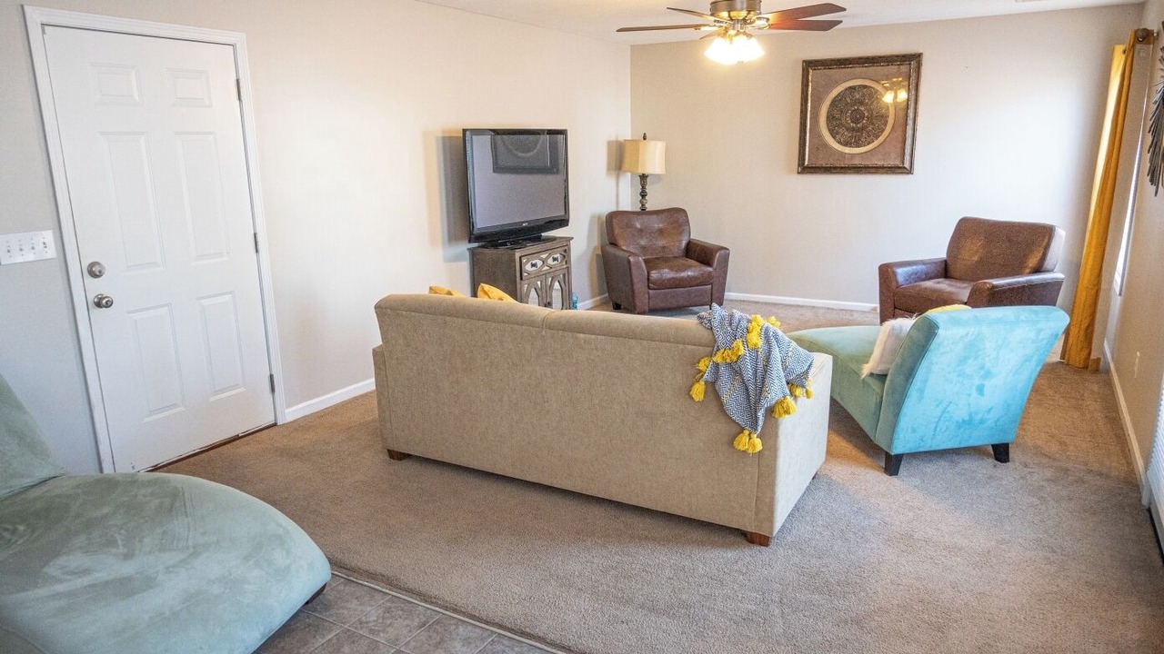 Photo of Livingroom in State Park