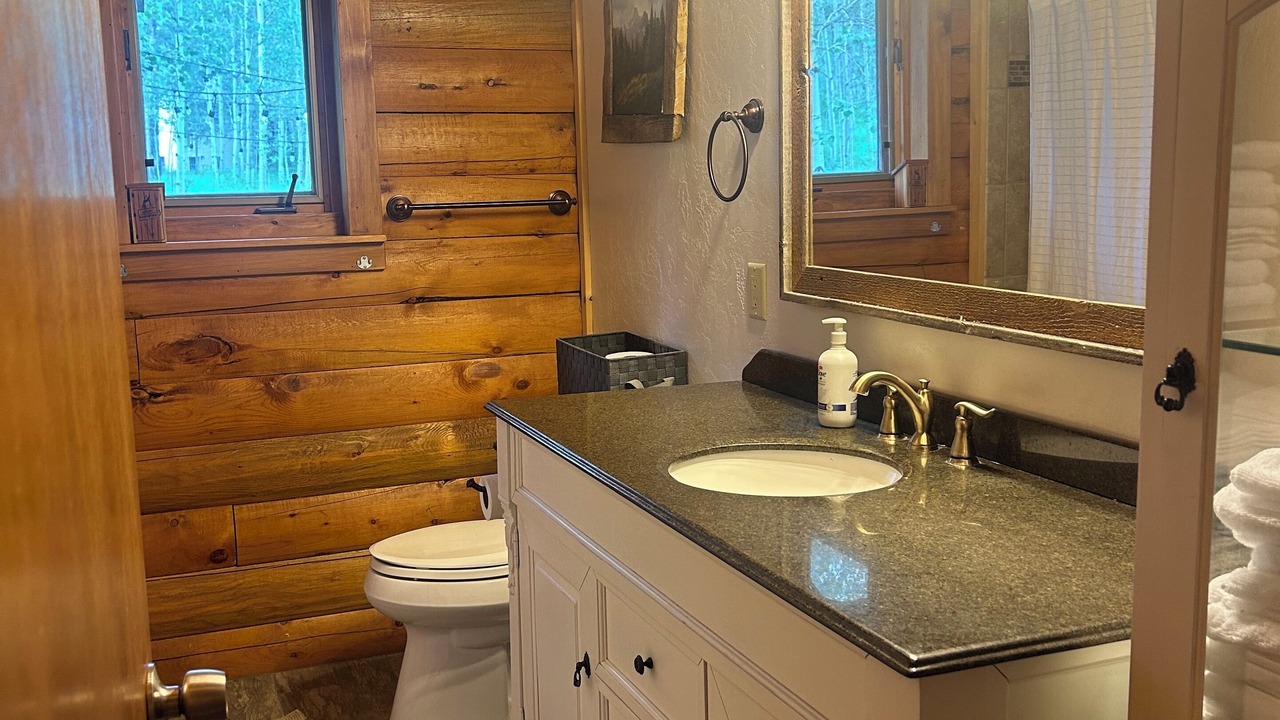 Photo of Bathroom in Star Valley Ranch