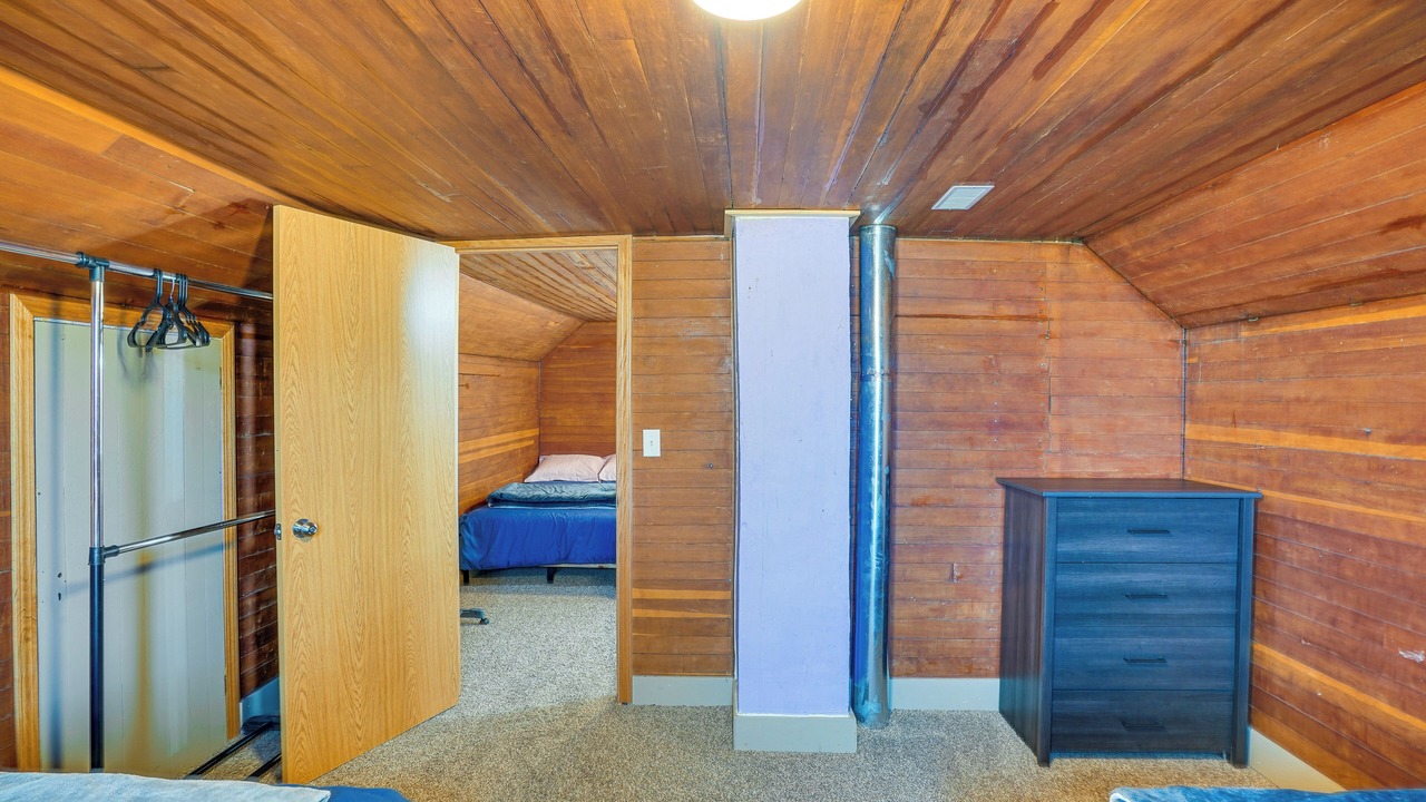 Photo of Bedroom in Devils Lake
