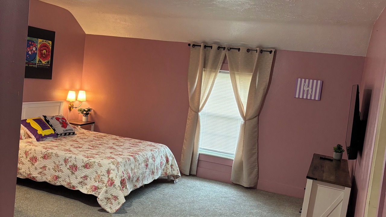 Photo of Bedroom in West Liberty