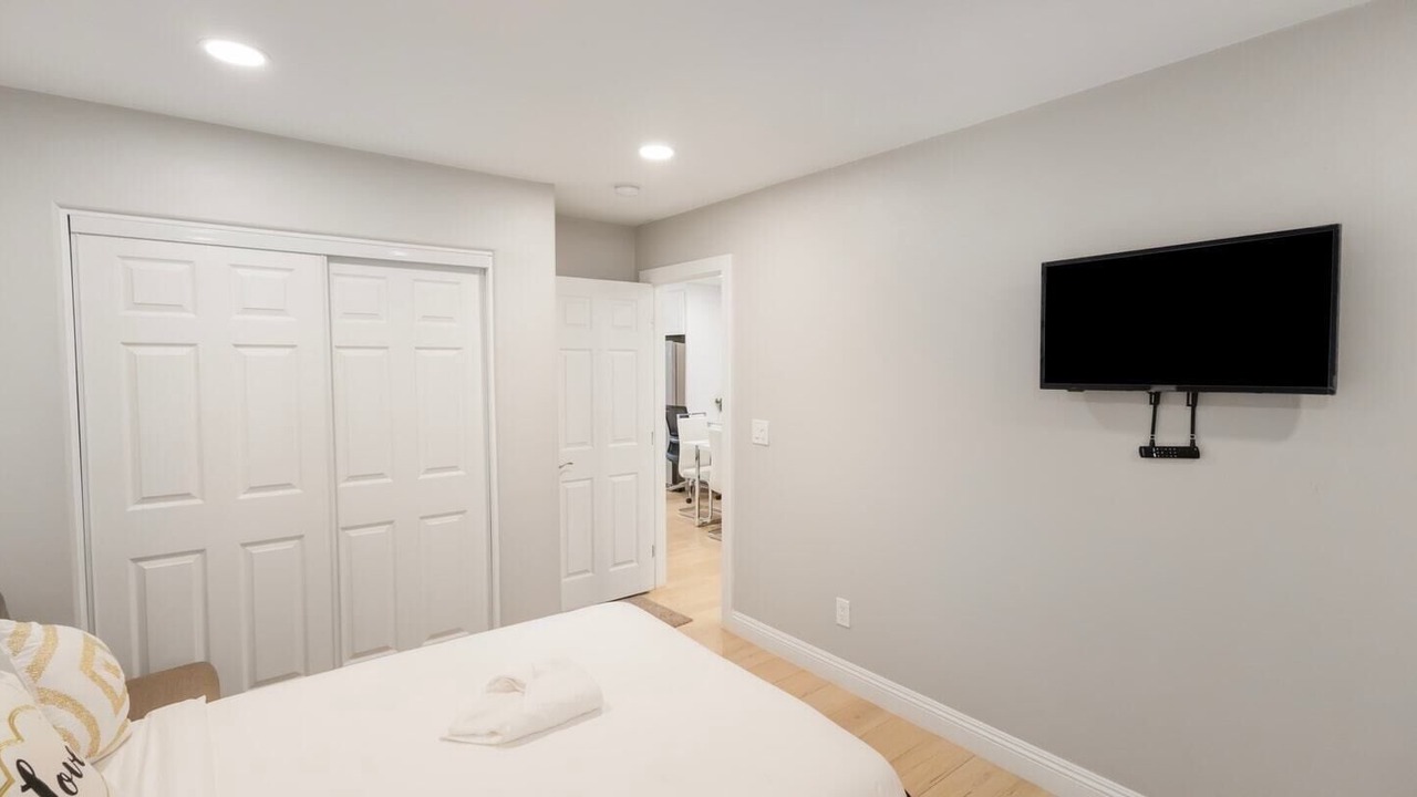 Photo of Bedroom in Lemon Grove