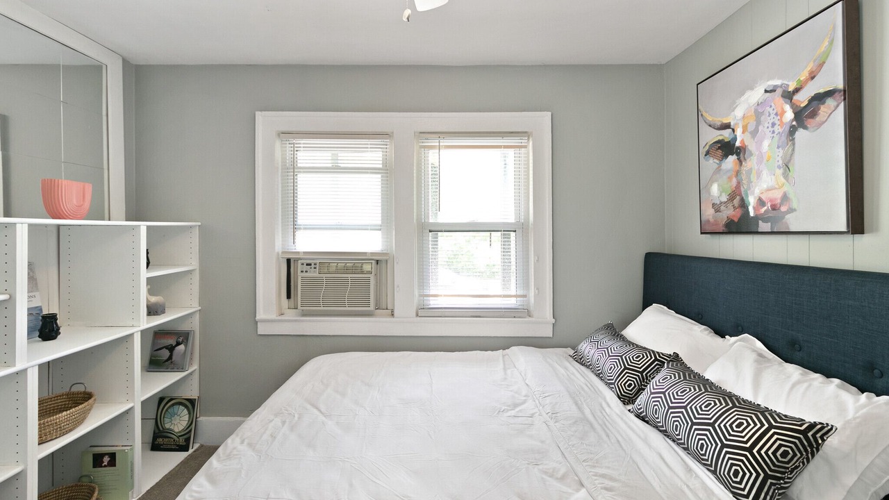 Photo of Bedroom in Berkley