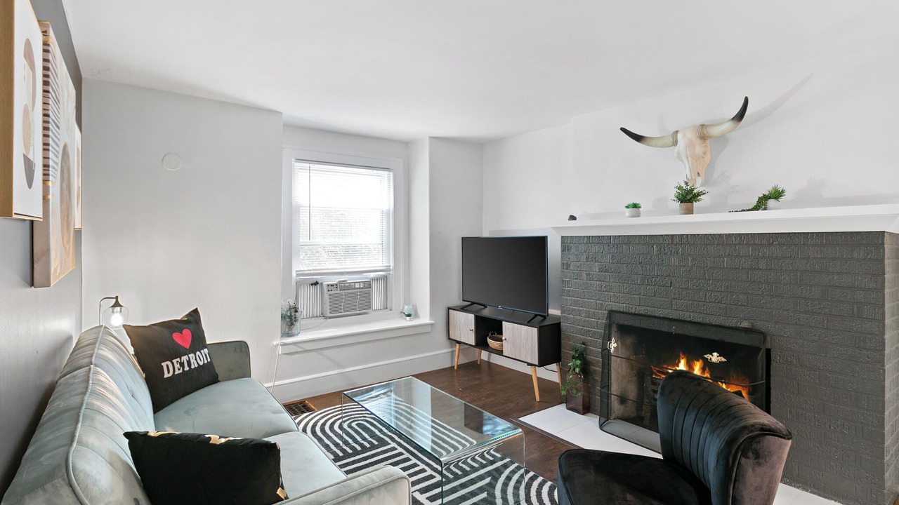 Photo of Livingroom in Berkley