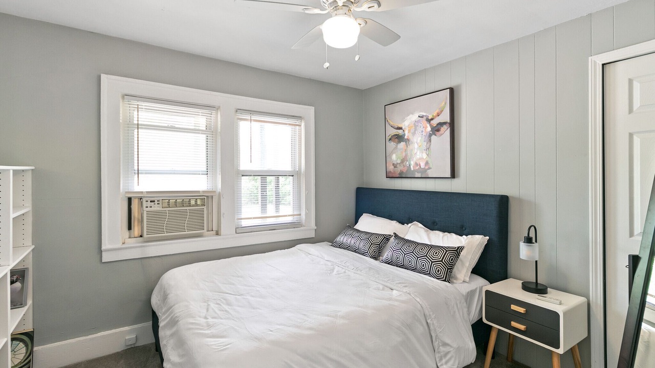 Photo of Bedroom in Berkley