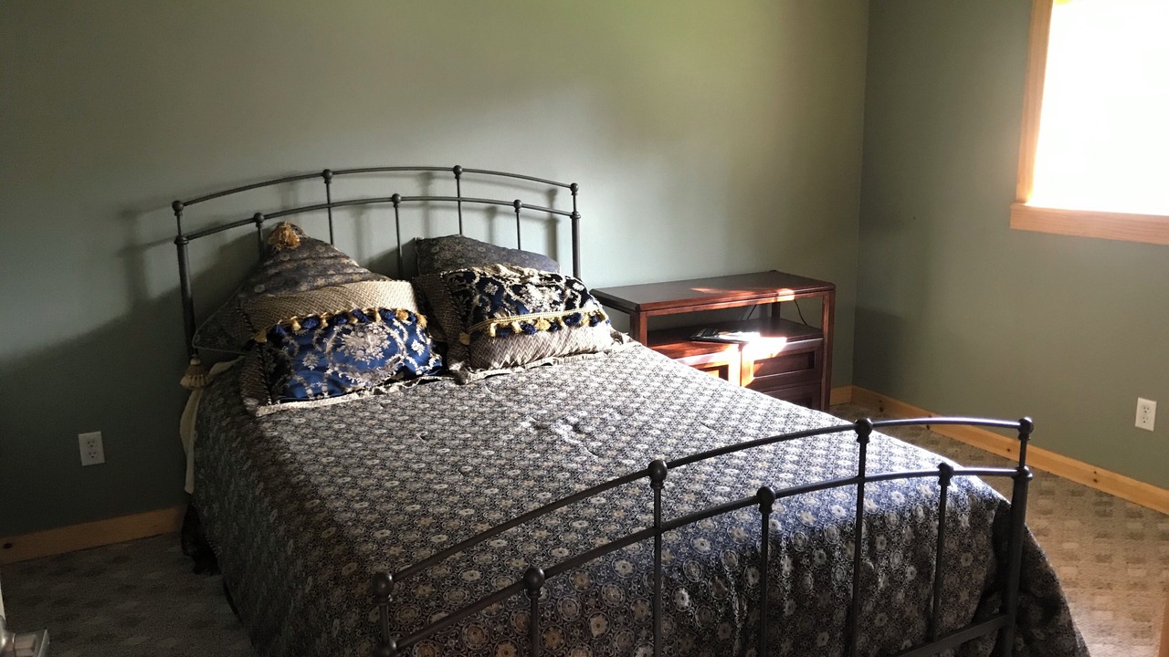 Photo of Bedroom in Canyon Creek
