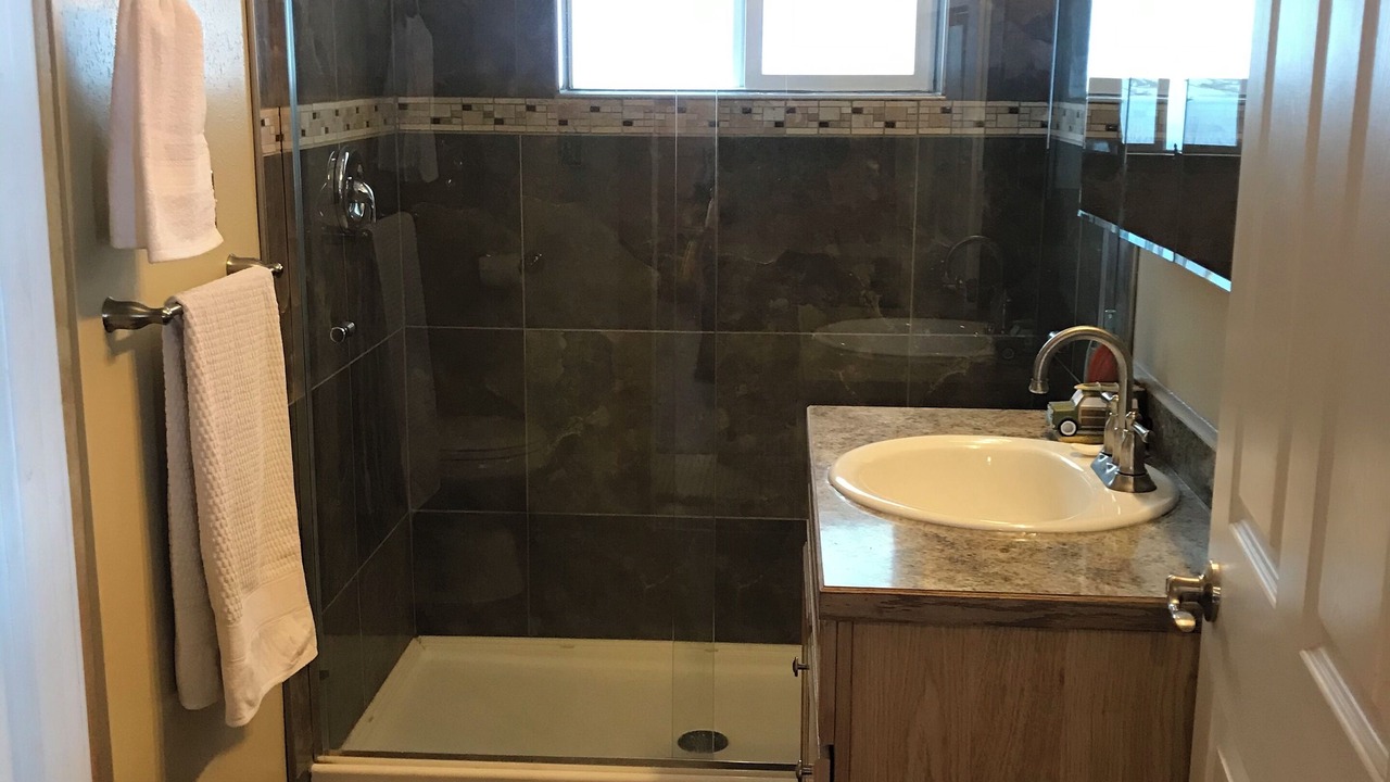 Photo of Bathroom in Canyon Creek