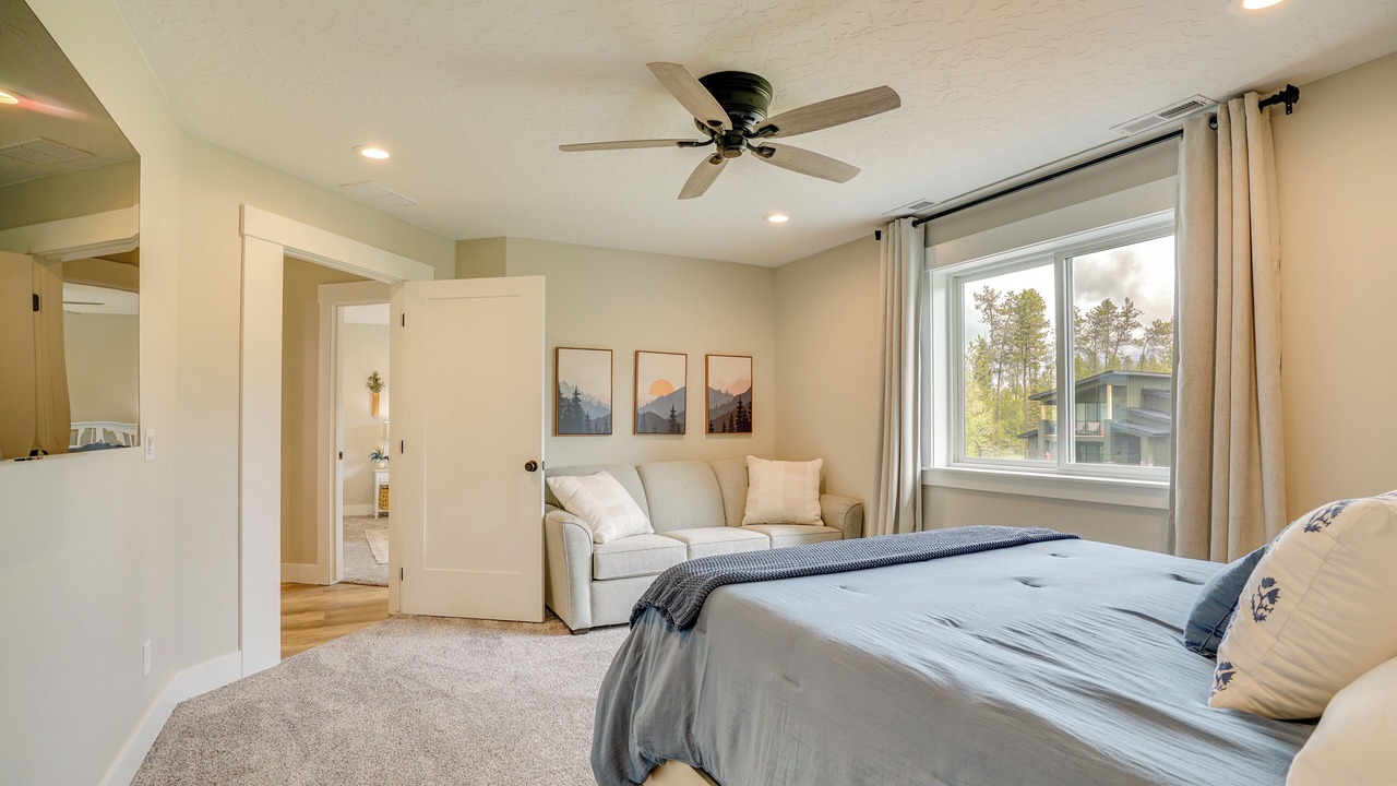 Photo of Bedroom in Tamarack Resort