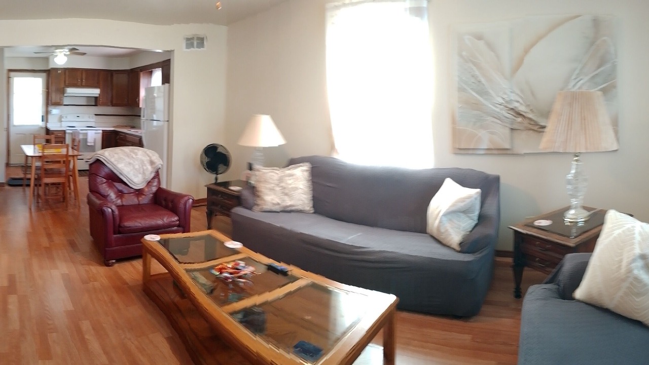 Photo of Livingroom in Youngstown