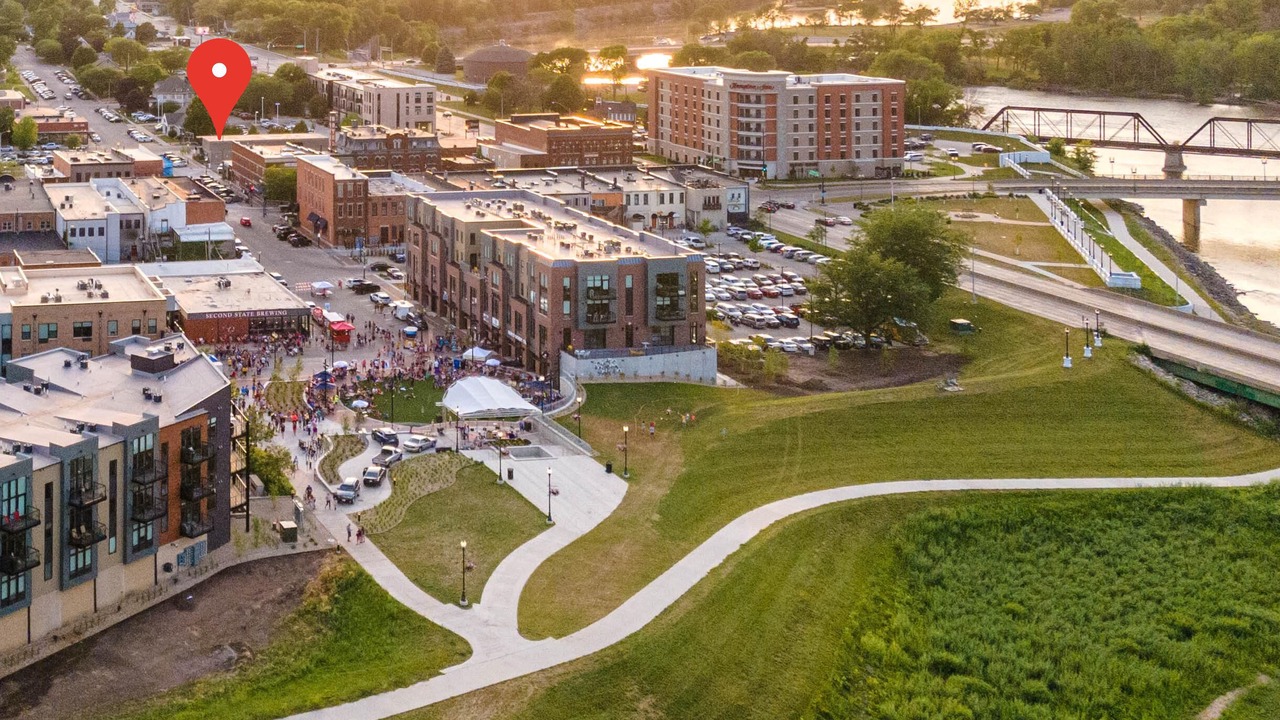 Photo of Outdoor in Cedar Falls