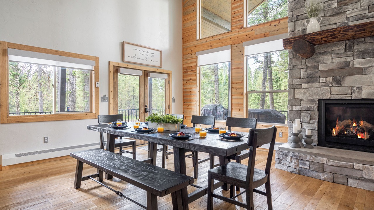 Photo of Livingroom in Island Park