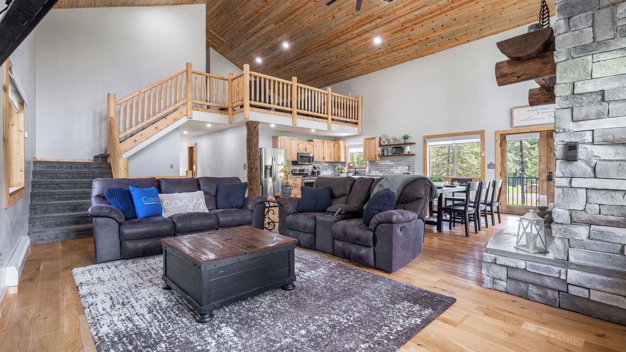 Photo of Livingroom in Island Park