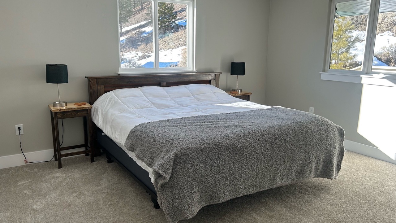 Photo of Bedroom in Broadwater County