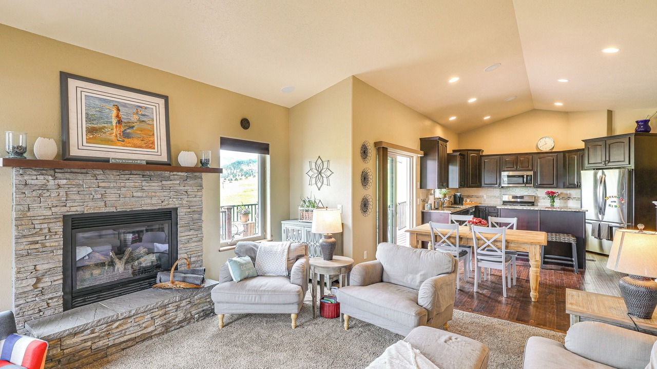 Photo of Livingroom in North Spearfish