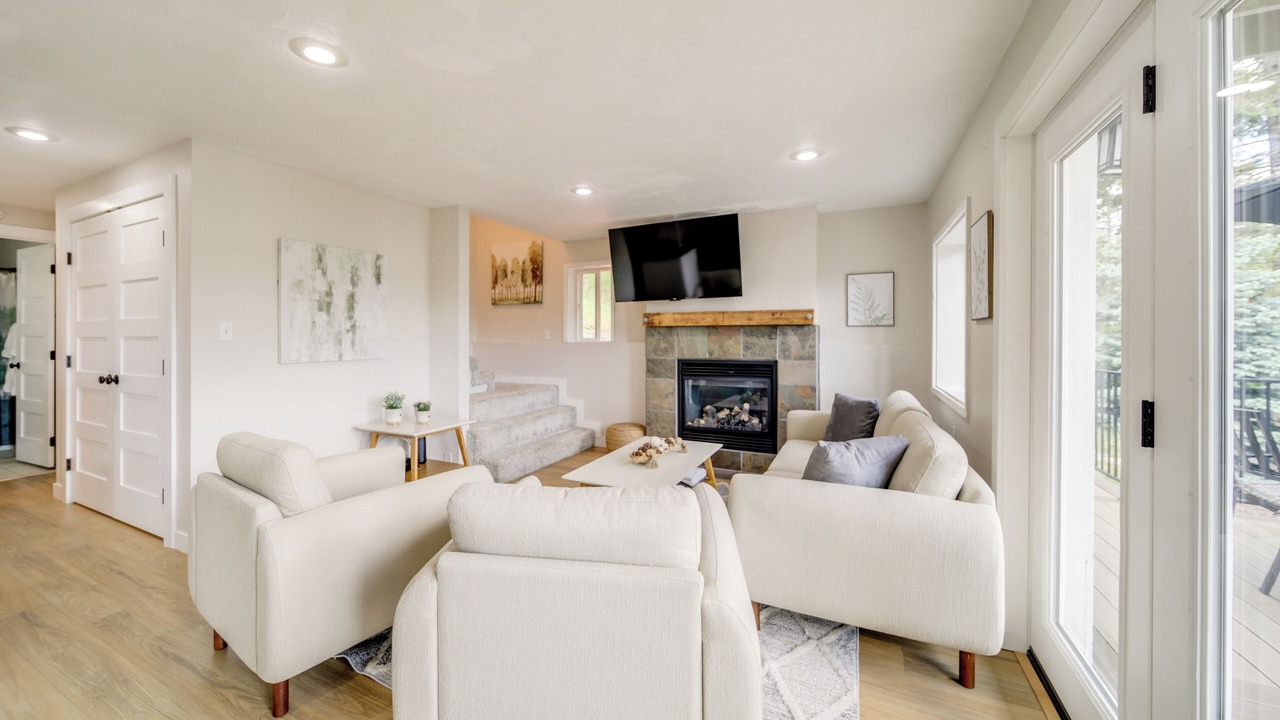 Photo of Livingroom in Hayden View Estates