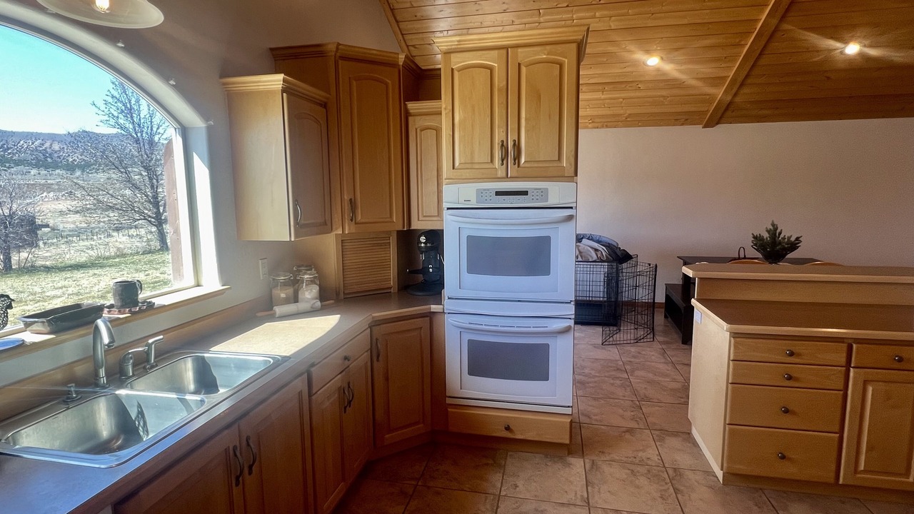 Photo of Kitchen in Lapoint
