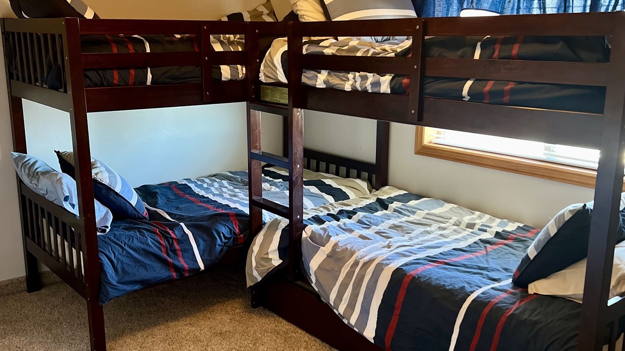 Photo of Bedroom in Lapoint