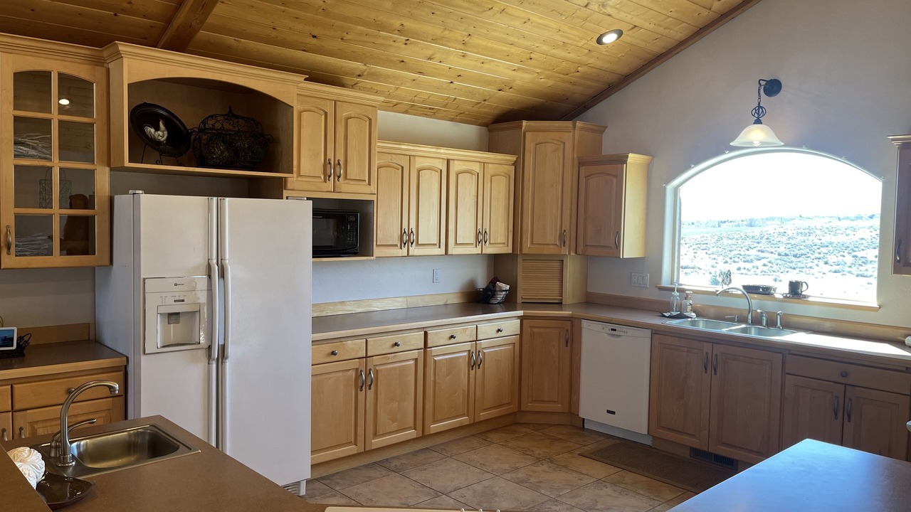 Photo of Kitchen in Lapoint