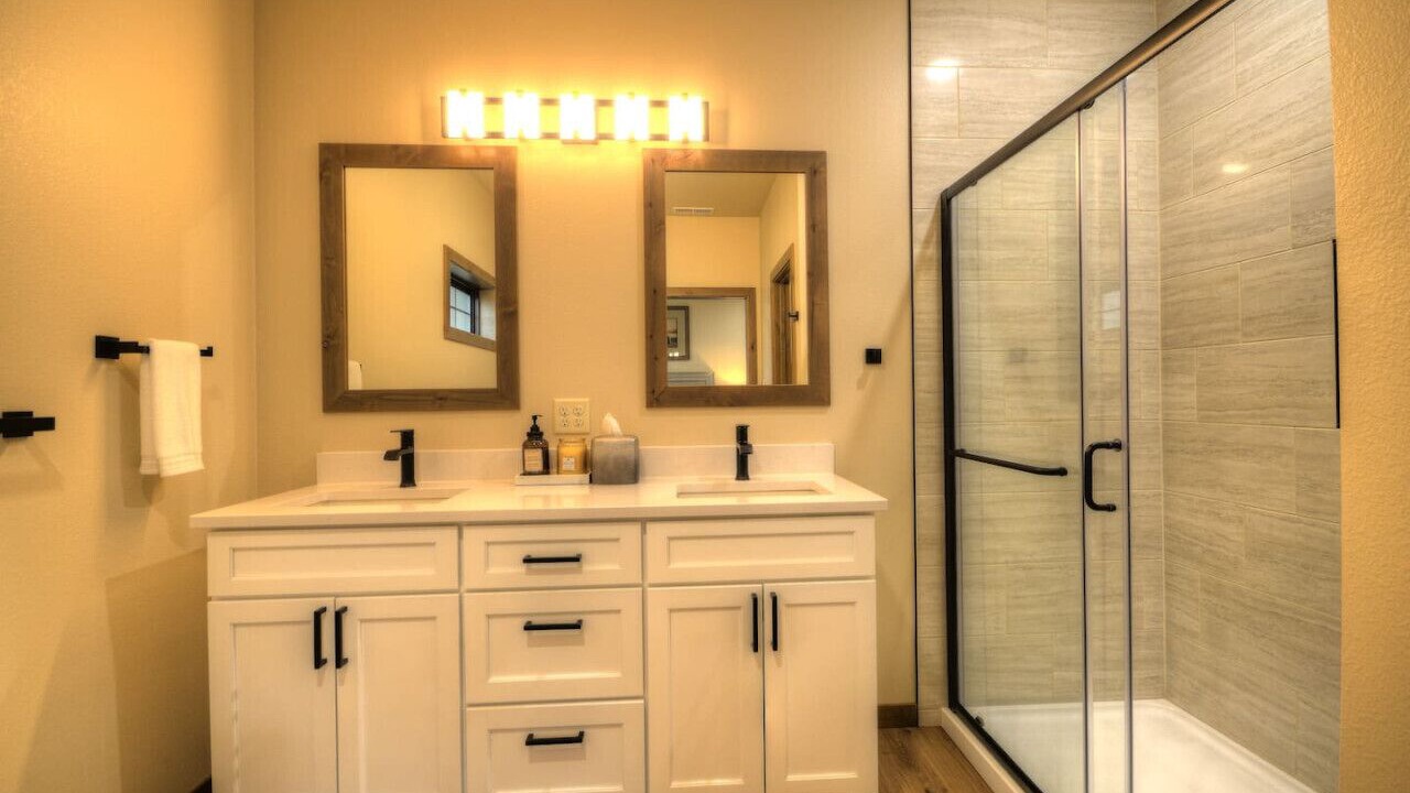 Photo of Bathroom in Red Lodge