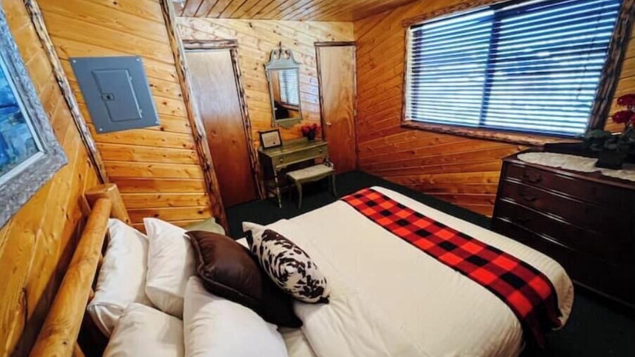 Photo of Bedroom in Last Chance