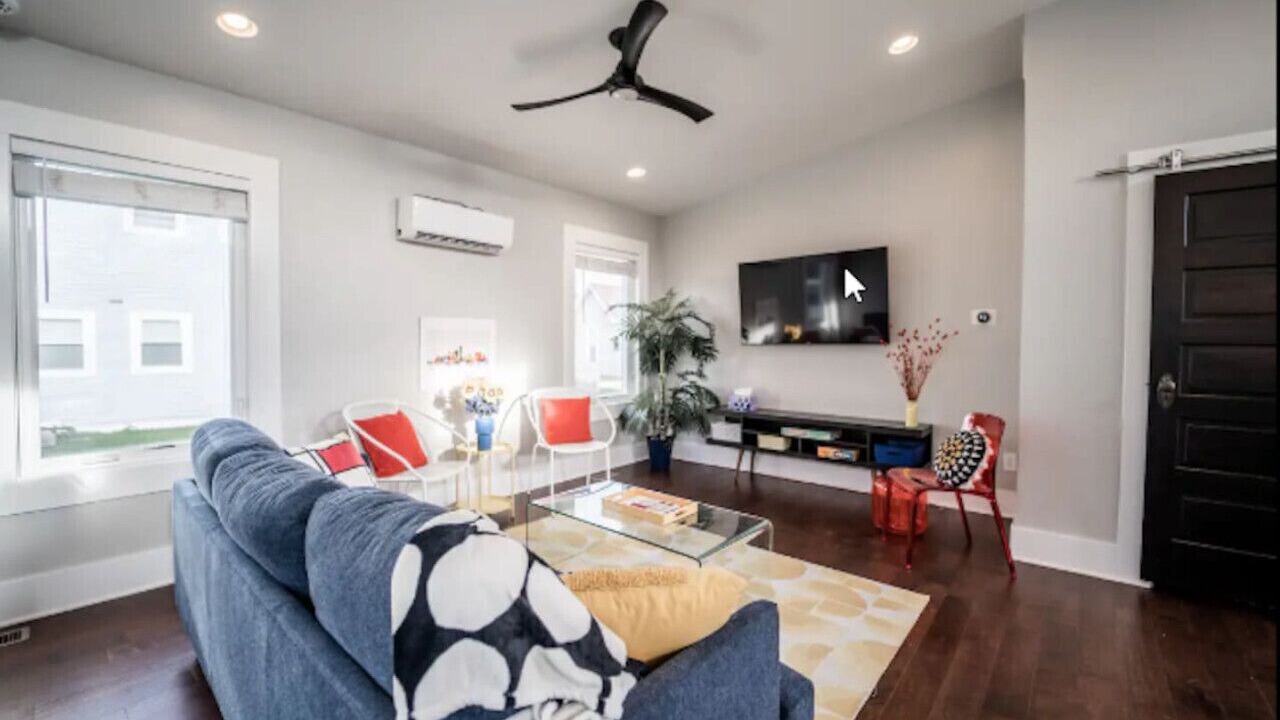 Photo of Livingroom in Fountain Square