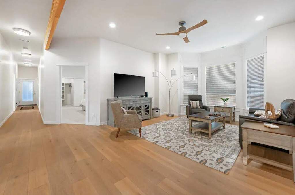 Photo of Livingroom in East End