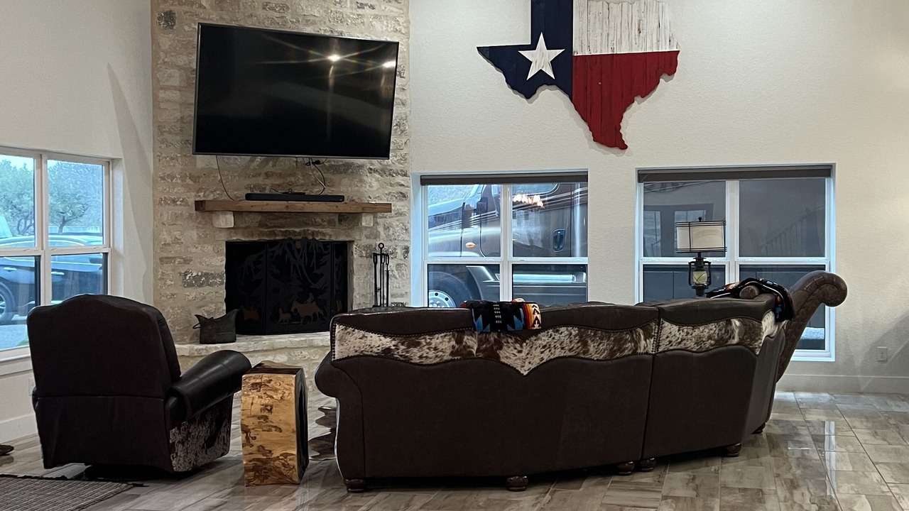 Photo of Livingroom in Fredericksburg