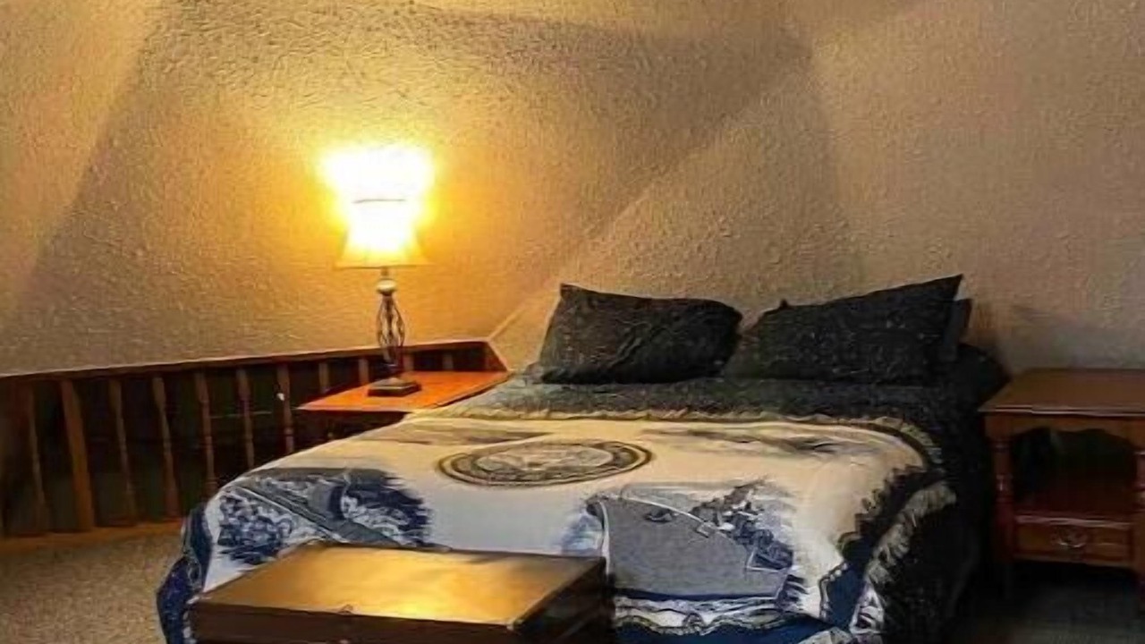 Photo of Bedroom in Rogers