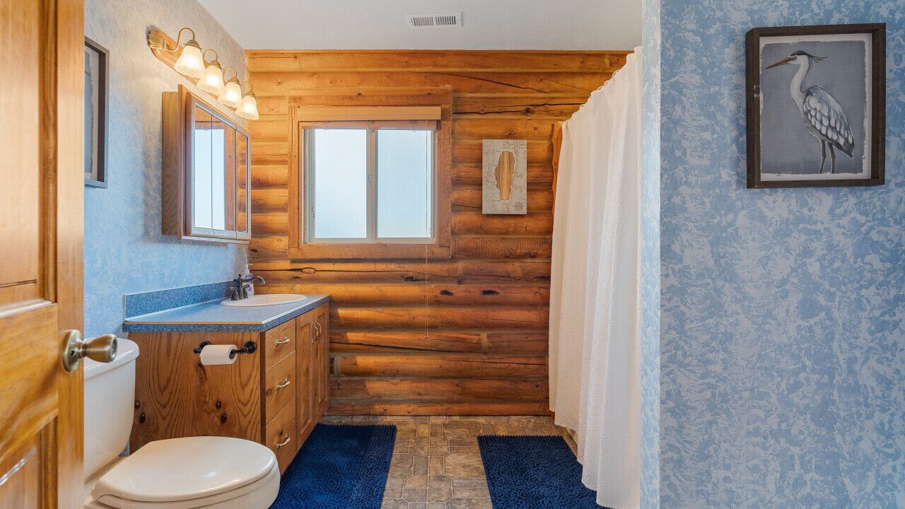 Photo of Bathroom in Sweetwater