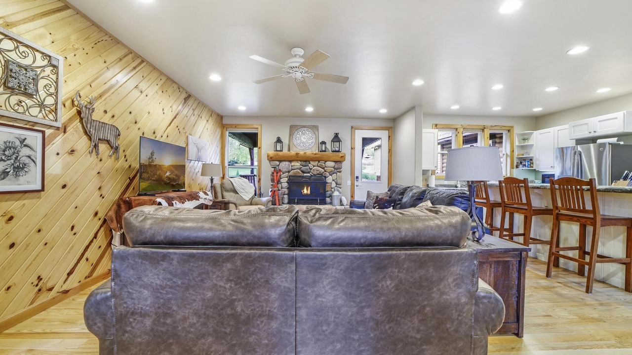 Photo of Livingroom in Mountain Home
