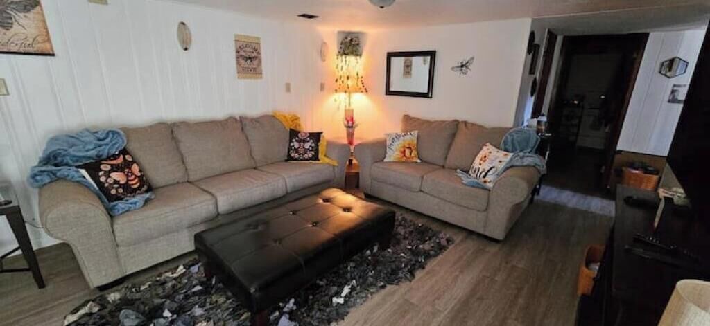 Photo of Livingroom in Trafalgar