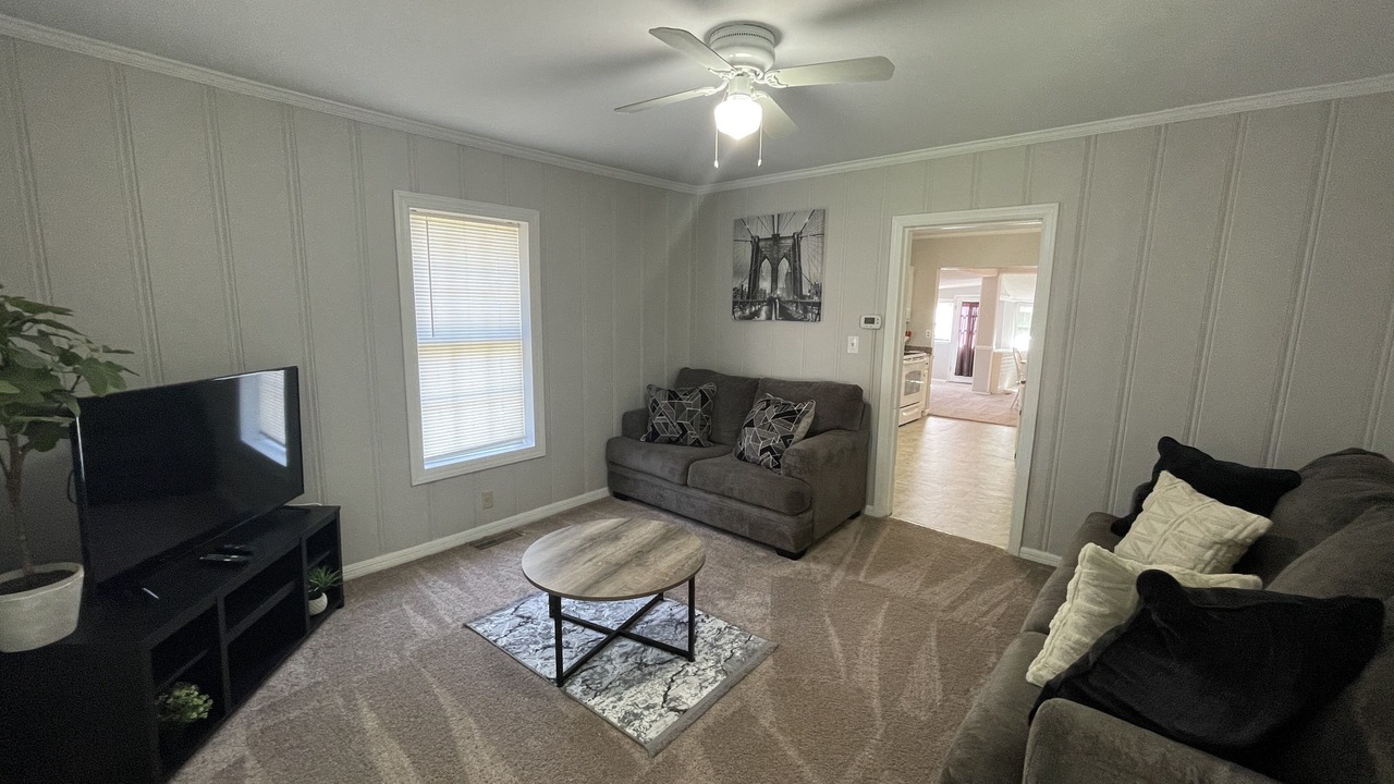 Photo of Livingroom in Huntsville