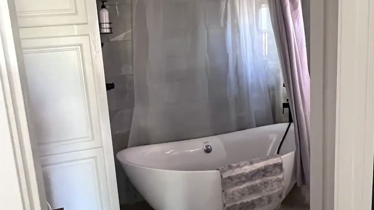 Photo of Bathroom in Burns