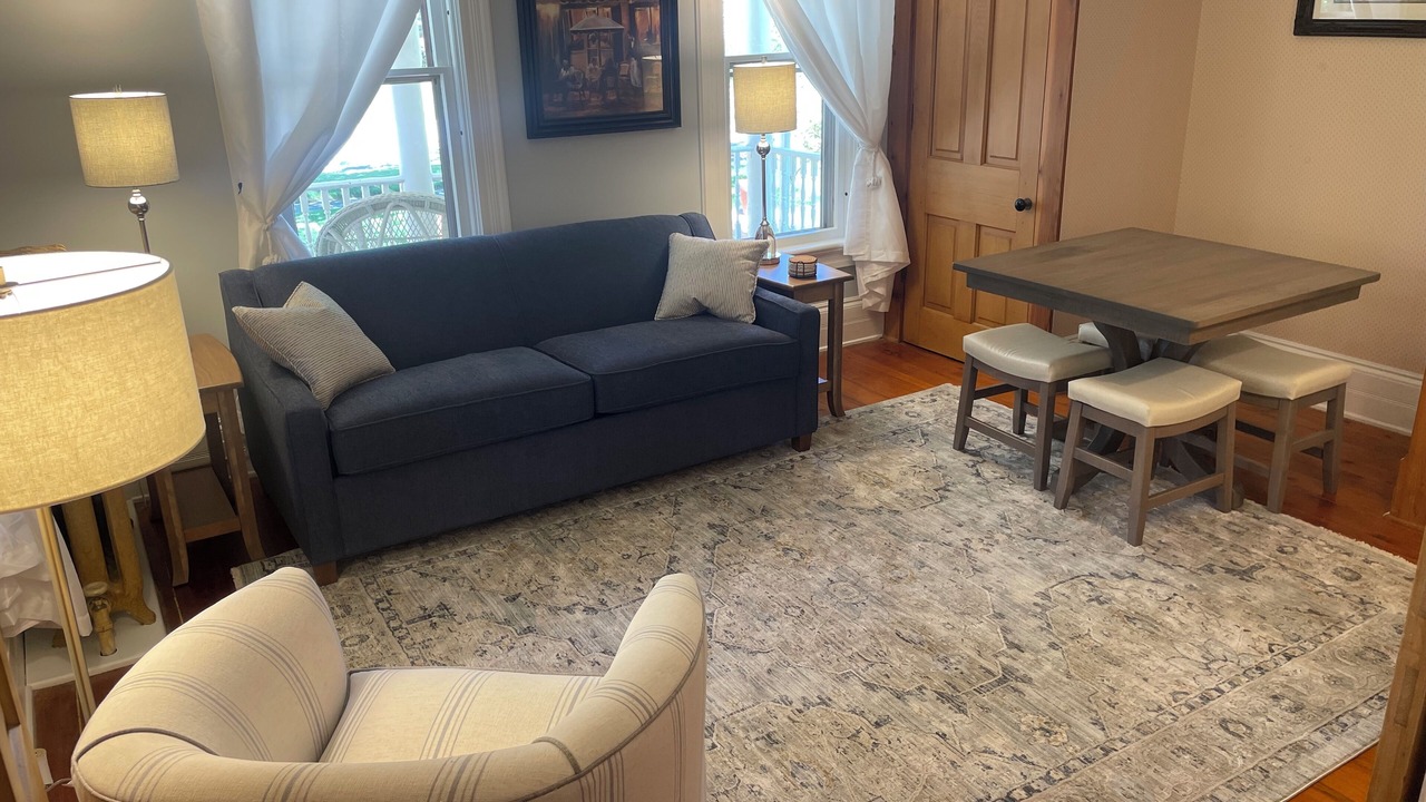 Photo of Livingroom in Vermilion