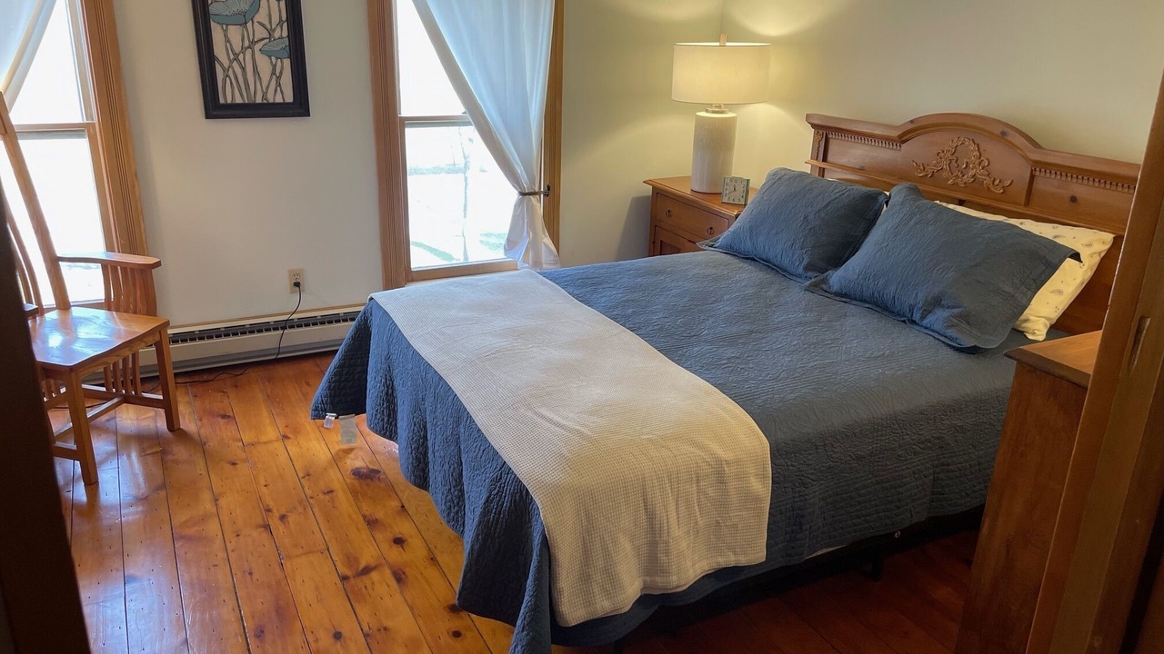 Photo of Bedroom in Vermilion