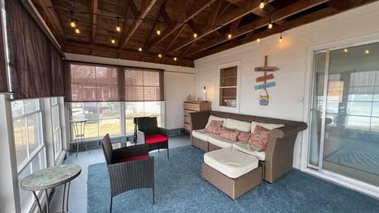 Photo of Livingroom in Detroit Lakes