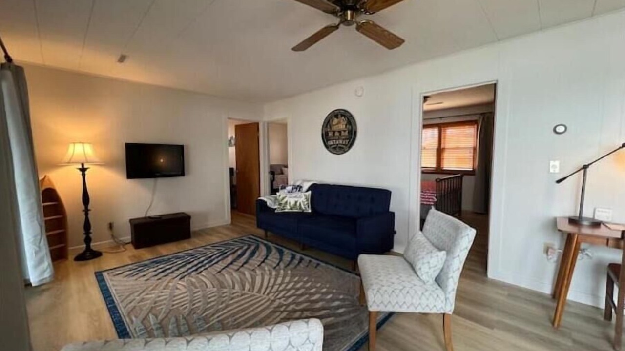Photo of Livingroom in Detroit Lakes