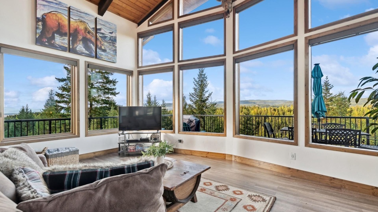 Photo of Livingroom in Whitefish