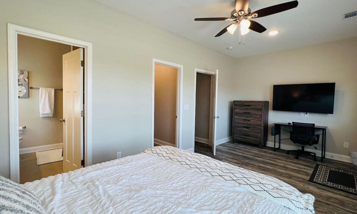 Photo of Bedroom in Augusta