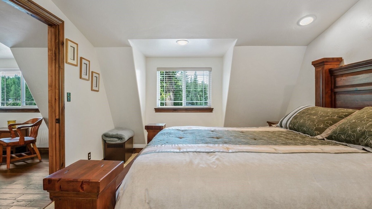 Photo of Bedroom in Athol