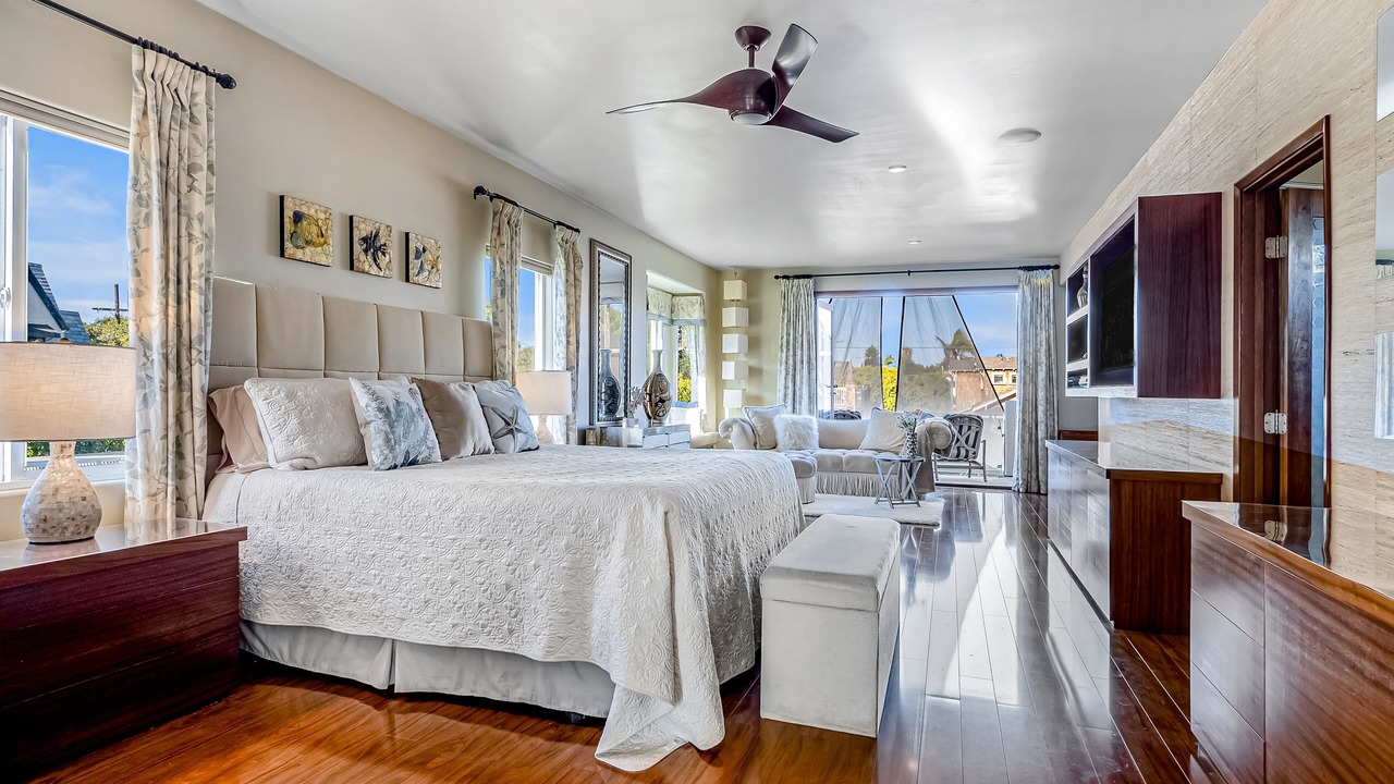 Photo of Bedroom in Crown Point