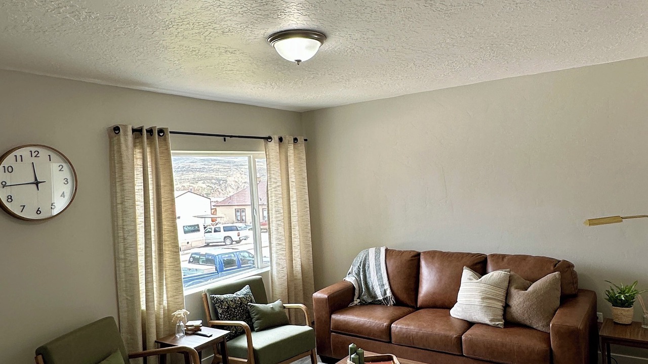 Photo of Livingroom in Frontier