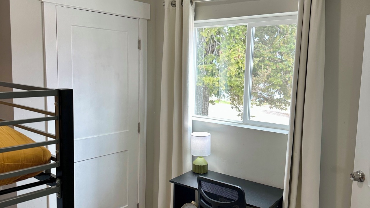 Photo of Bedroom in Frontier