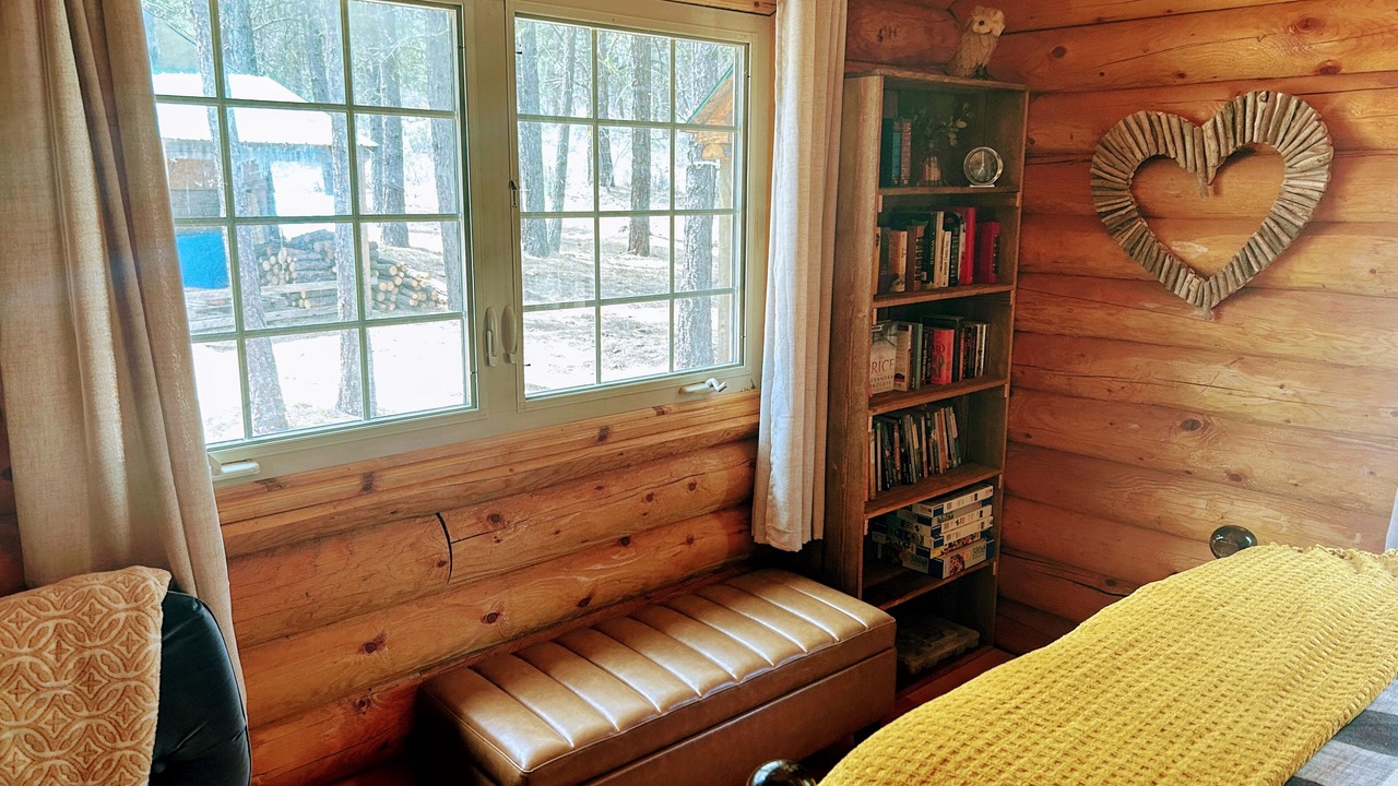 Photo of Bedroom in Chiloquin