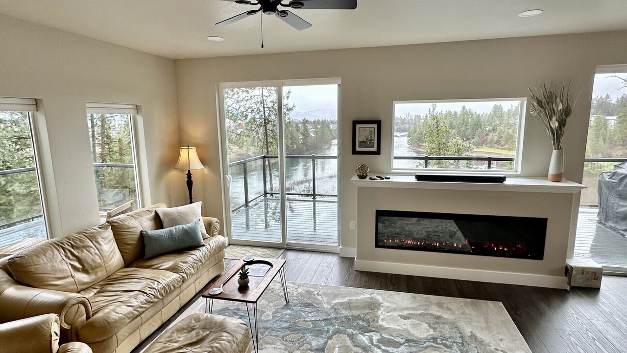 Photo of Livingroom in Post Falls
