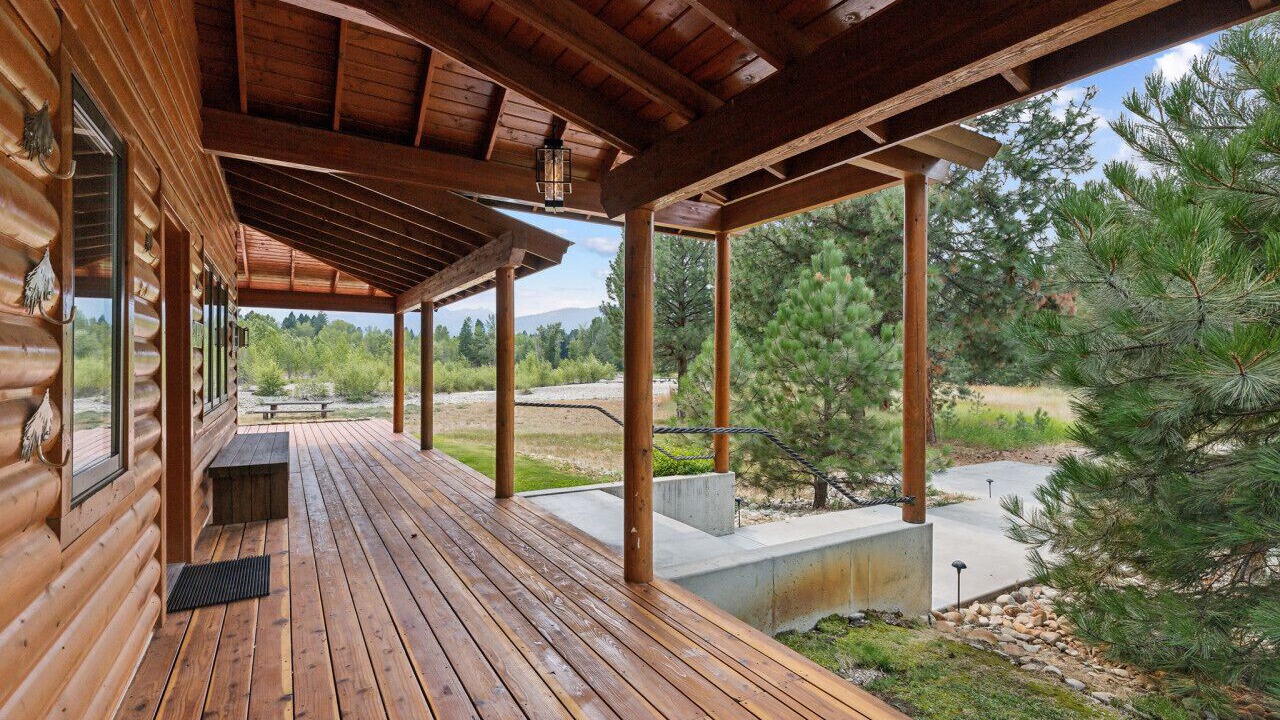 Photo of Patio Balcony in Grantsdale